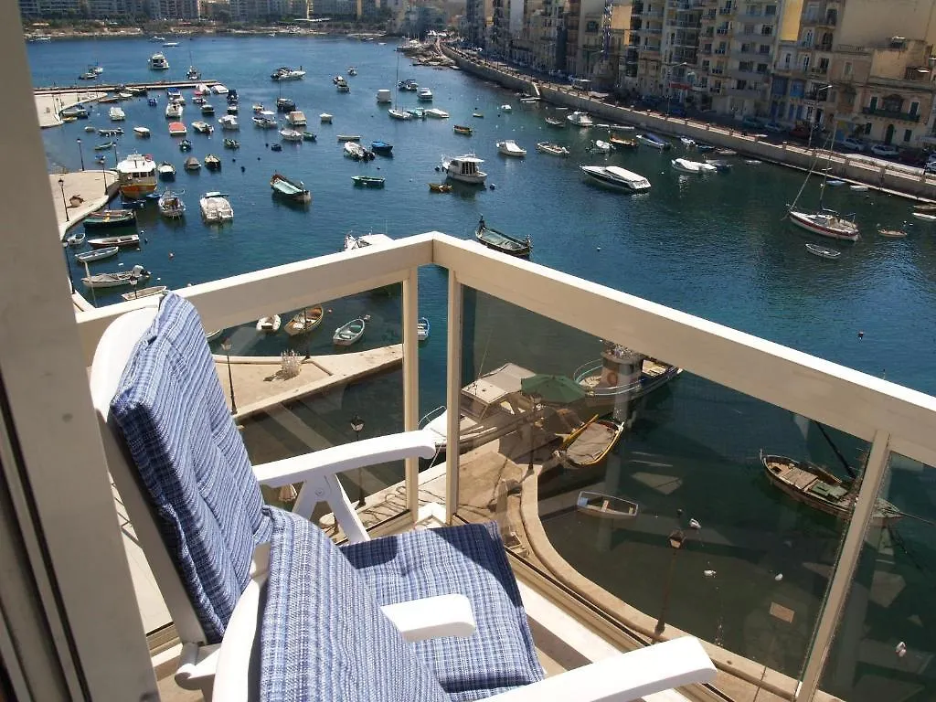 Seafront Apartment Spinola Bay Saint Julian's 몰타