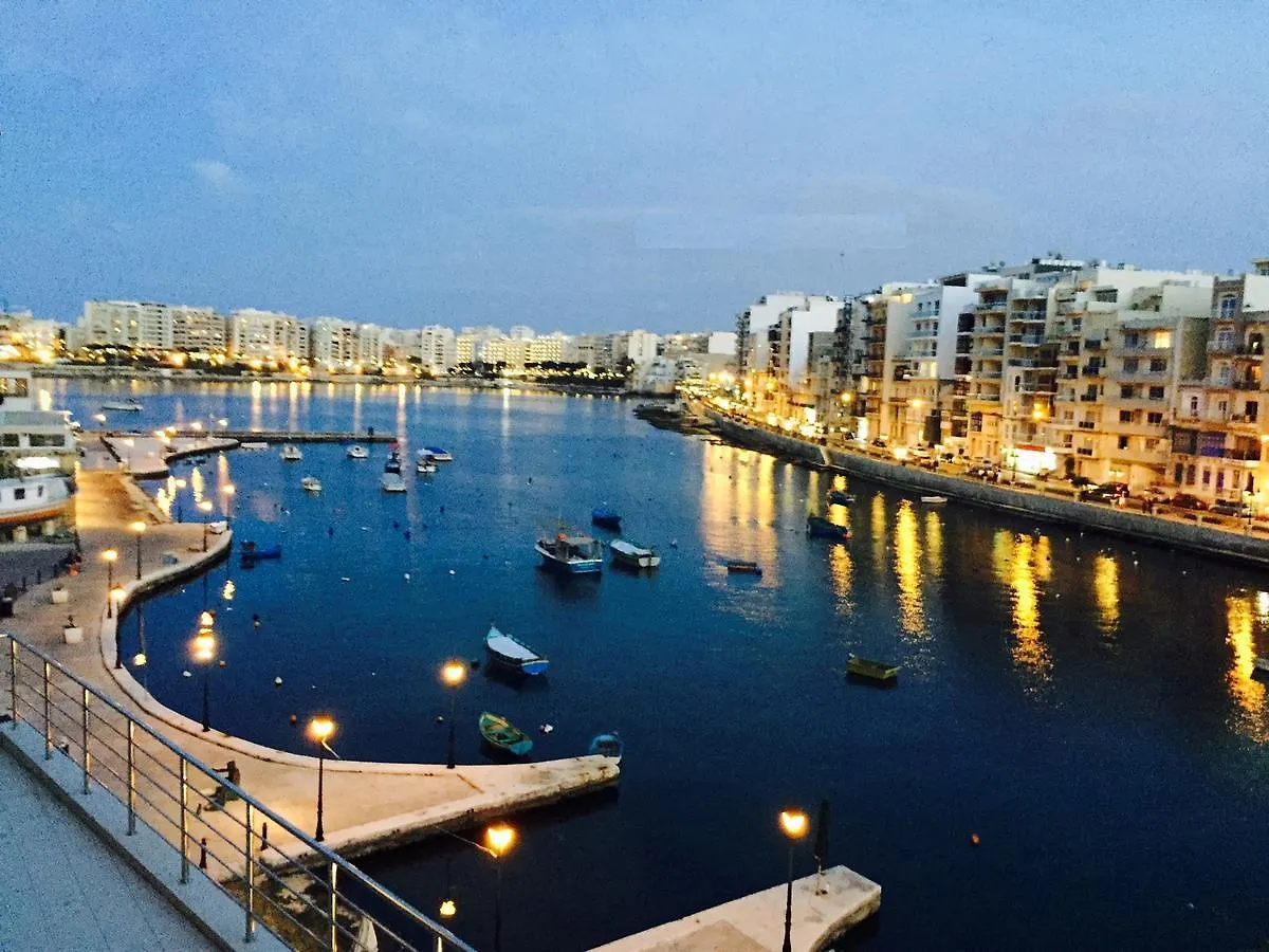 Seafront Apartment Spinola Bay Saint Julian's 몰타