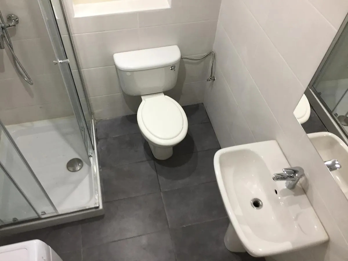 Seafront Apartment Spinola Bay Saint Julian's 0*,  몰타